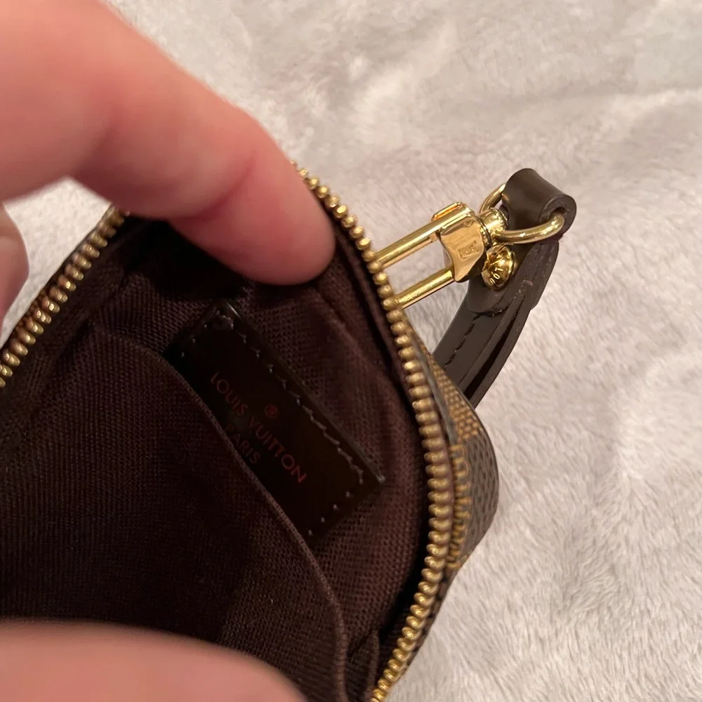 Sale! EUC Damier Ebene Etui Okapi Case PM - Picture 2 of 5